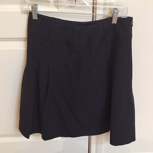 Ann Taylor light pleat skirt
